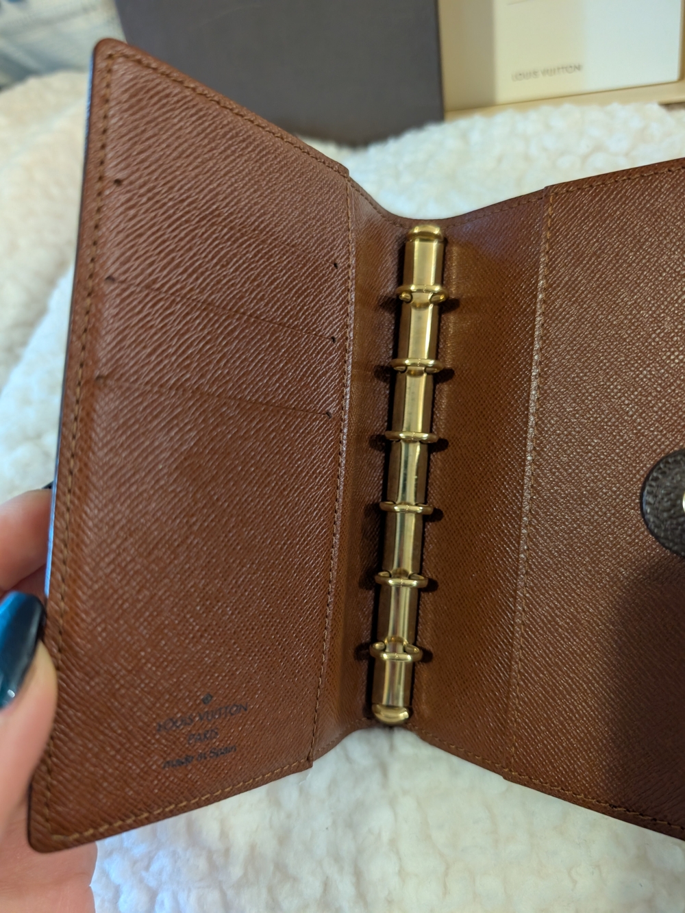 (SOLD) Louis Vuitton Monogram Brown Canvas Agenda/Passport Holder - Picture 10 of 12
